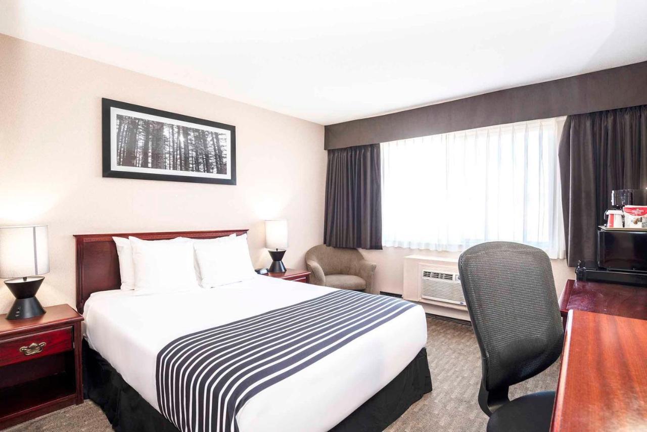 Sandman Inn Smithers Exteriér fotografie